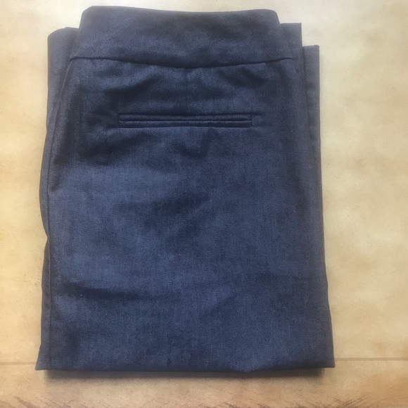 Clearance Sale Issac Mizrahi Skirt - Picture 2 of 7